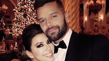 Eva Longoria y Ricky Martin mostraron su apoyo a la candidata demórcrata Hillary Clinton. (INSTAGRAM)