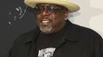 Cedric the Entertainer llega al estreno mundial de Black Godfather en Los Angeles el 3 de junio de 2019. Cedric the Entertainer conducirá la ceremonia de los premios Emmy el 19 de septiembre de 2021.