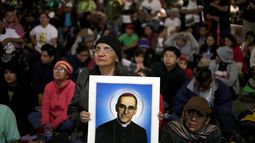Unos 7.000 salvadoreños llegaron a Roma para asistir a la canonización.