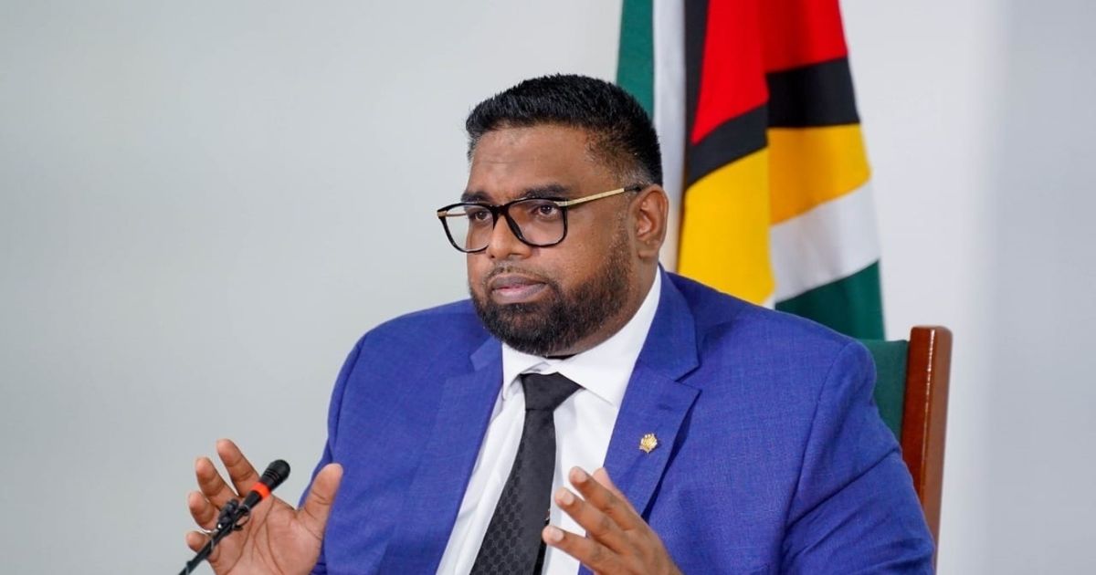 Detienen al líder de la oposición de Guyana requerido por EEUU por delitos de fraude y lavado de dinero