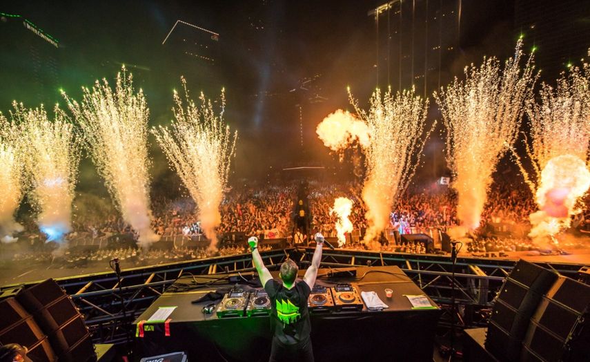 Jóvenes de diferentes latitudes confluyeron en Miami para disfrutar de sus DJ favoritos.