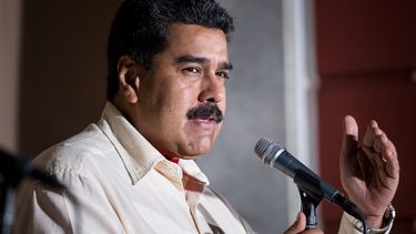 Maduro también acusó al diputado opositor, Freddy Guevara, de ser un cobarde y señaló que la inmunidad parlamentaria no lo va a salvaguardar de un posible proceso judicial