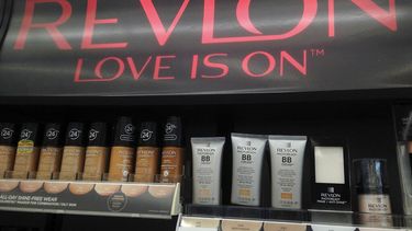 Productos Revlon en exhibición en una tienda en Massachusetts.&nbsp;