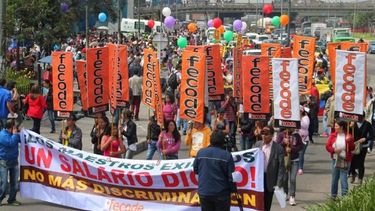 Según Fecode, la decisión de entrar en paro se tomó debido a la falta de un acuerdo con el Gobierno nacional con respecto al incremento del salario que reclaman.