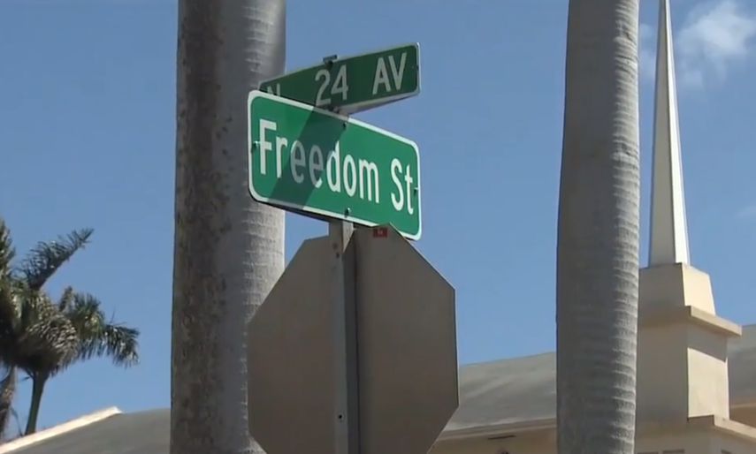La calle Lee, en Hollywood, es denominada ahora Freedom Street.