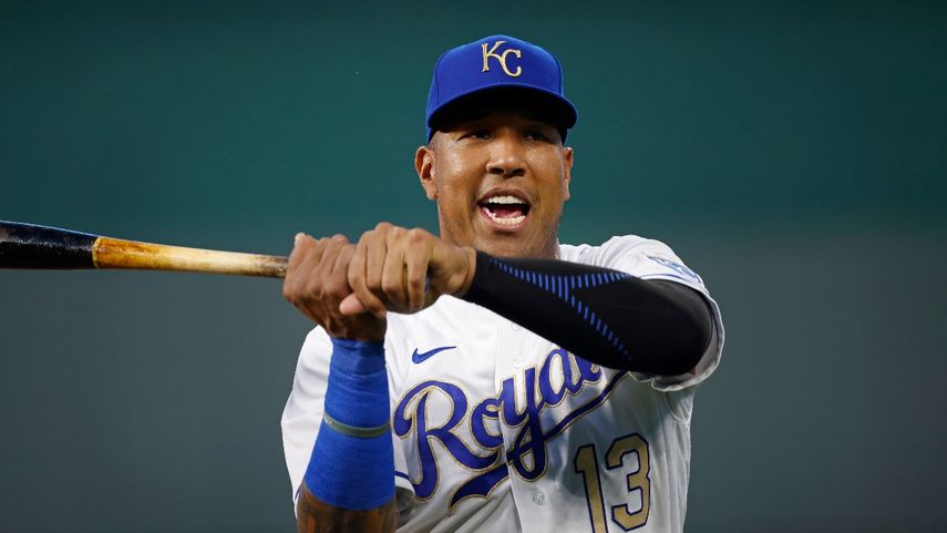 El venezolano Salvador Pérez comanda el grupo de los latinos con su cuarto Bate de Plata en la MLB