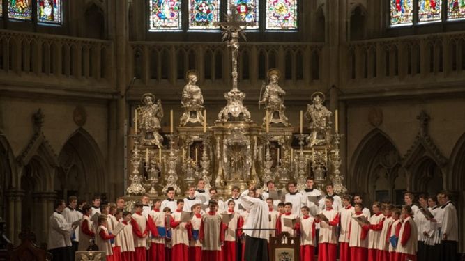 Niños del coro católico de la catedral de Ratisbona, en el sur de Alemania.
