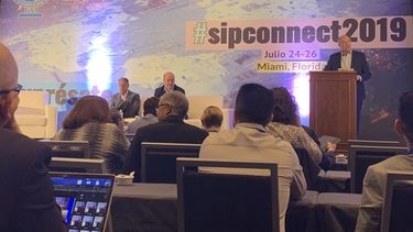 Ricardo Trotti (a la derecha) durante SIPConnect 2019.&nbsp;