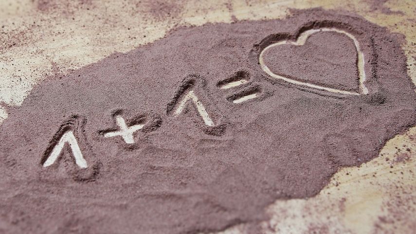 amor pareja corazon 08282019 pixabay.jpg