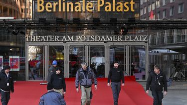 La alfombra roja es desenrollada en el Berlinale Palast entes de La Berlinale en Berlín, Alemania, el 13 de febrero de 2024. El Festival Internacional de Cine de Berlín se realizará del 15 al 25 de febrero.&nbsp;