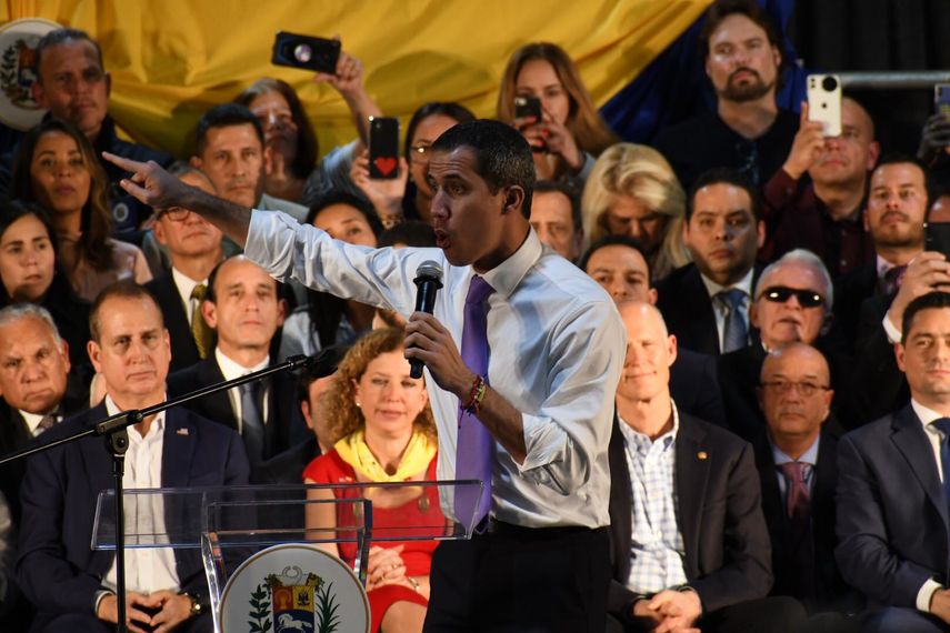 Juan Guaid&oacute;, presidente interino de Venezuela le habl&oacute; a la di&aacute;spora del sur de la Florida.&nbsp;