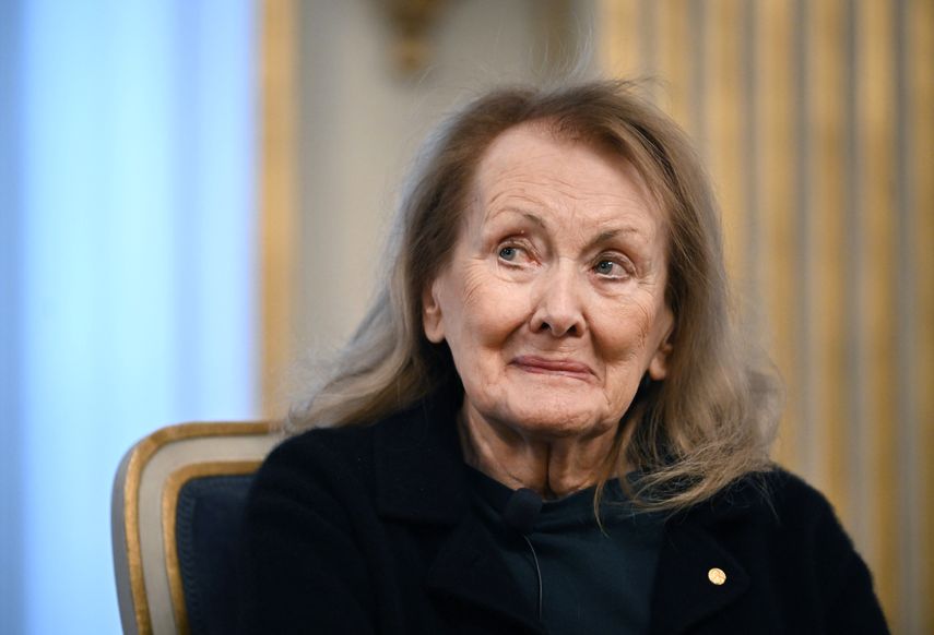 La escritora francesa Annie Ernaux, ganadora del Premio Nobel de Literatura 2022, en una conferencia de prensa en Estocolmo el 6 de diciembre de 2022.
