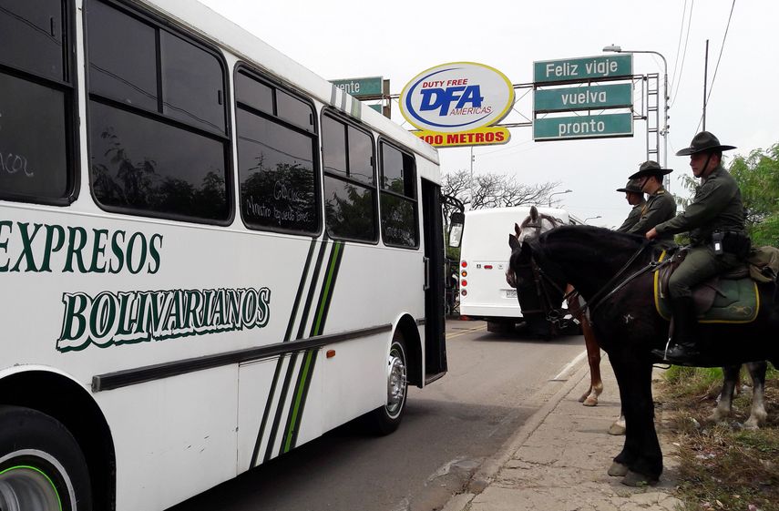 Los vehículos extranjeros que salieron de Colombia demostraron la legalidad de su propiedad, así como que no estén inmiscuidos en incidentes o reclamados por alguna autoridad judicial o de tránsito.