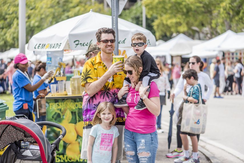 La edición 2022 del Coconut Grove Arts Festival se celebra del 19 al 21 de febrero.&nbsp;