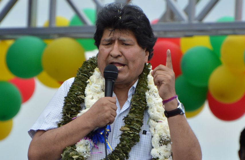 El expresidente boliviano Evo Morales hace un gesto mientras pronuncia un discurso durante un mitin en Chimore, provincia de Chapare, departamento de Cochabamba, Bolivia, el 11 de noviembre de 2020, luego de su regreso del exilio. &nbsp;