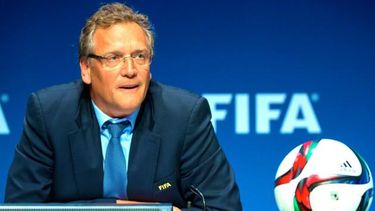 Valcke estará apartado de cualquier actividad relacionada con el fútbol durante un periodo de doce años. (ARCHIVO)