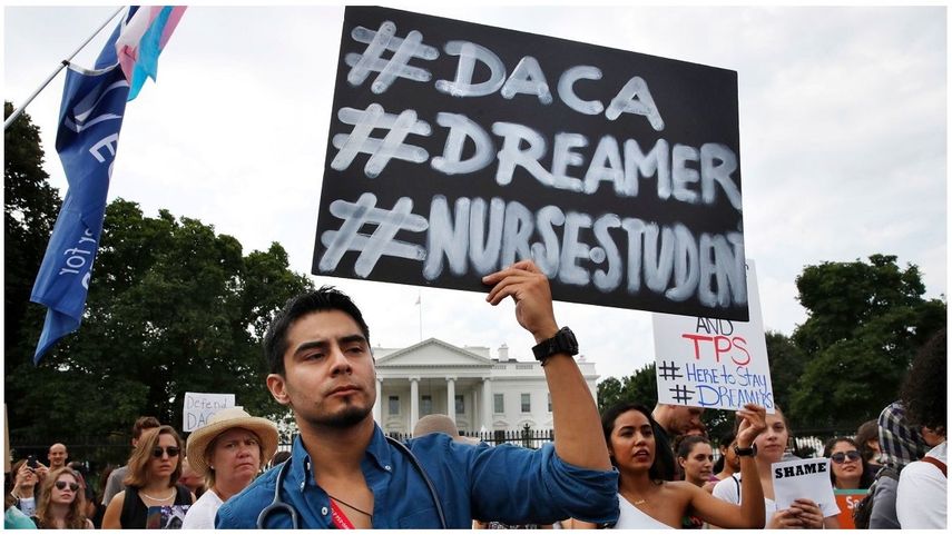 Jóvenes denuncian que han sido objeto de abusos por parte de autoridades de migración