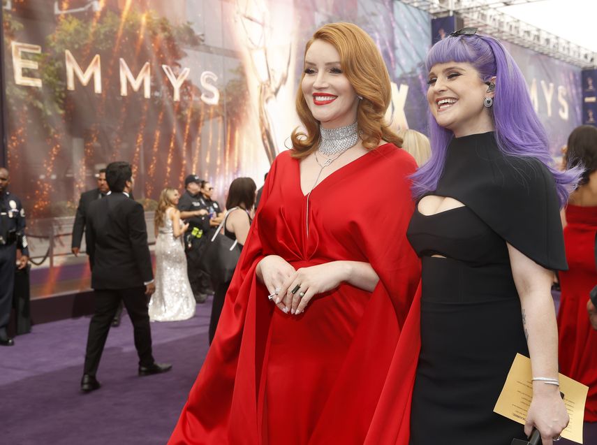 La pianista Our Lady J y la cantante Kelly Osbourne.&nbsp;