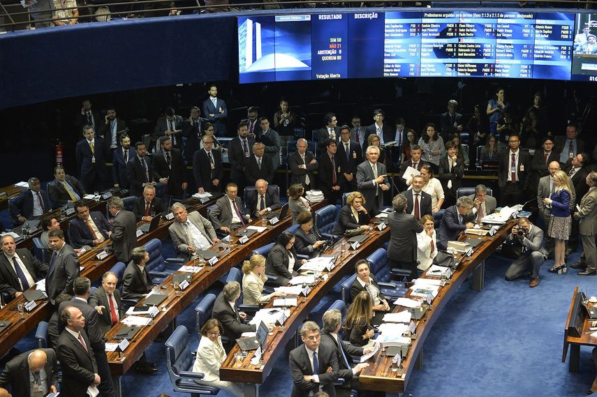 Sesión del Senado brasileño para decidir el destino de la presidenta suspendida, Dilma Rousseff