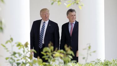 Venezuela es un desastre. Veremos qué ocurre, dijo Trump al ser preguntado por la decisión del gobierno de Maduro de abandonar la OEA, antes del comienzo de su reunión con Mauricio Macri.