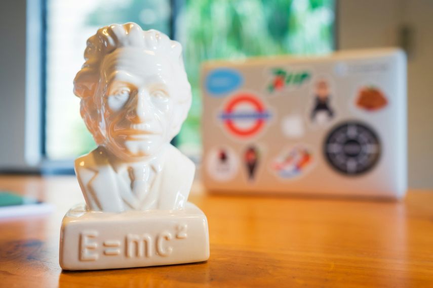 Un pisapapeles inspirado en Albert Einstein.&nbsp;