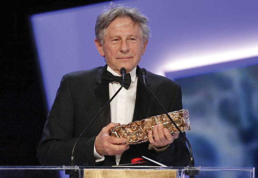 Polanski recibe el premio Cesar en Francia como mejor director por la realización de The Ghost Writer el pasado año. (EFE)