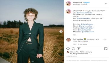 La hijastra de la vicepresidenta estadounidense Kamala Harris, Ella Emhoff, dio sus primeros pasos como modelo en la Semana de la Moda de Nueva York (NYFW).