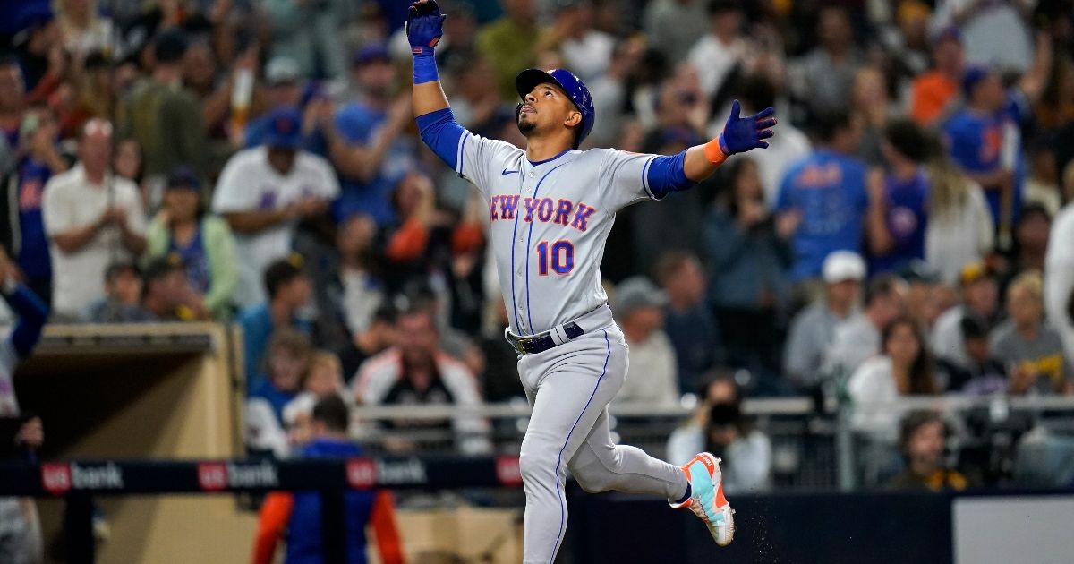 El Venezolano Eduardo Escobar sonó su primer jonrón con el uniforme de los  Mets de Nueva York - Noticias Barquisimeto