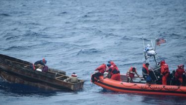 Bahamas aumenta presupuesto frente a oleada de migrantes cubanos