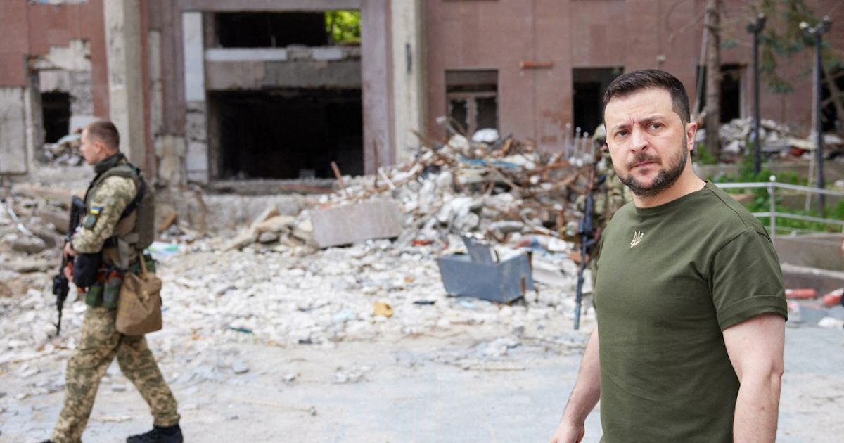 Ucrania propone a la UE financiar sus Fuerzas Armadas