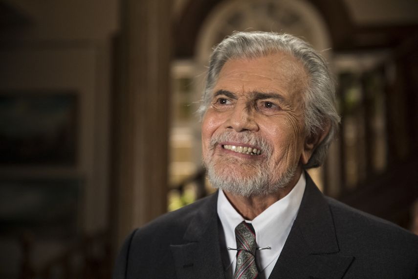 Imagen de archivo del folleto publicada por O Globo TV, tomada el 12 de abril de 2018, que muestra al actor brasileño Tarcisio Meira, posando para un retrato en Río de Janeiro, Brasil.