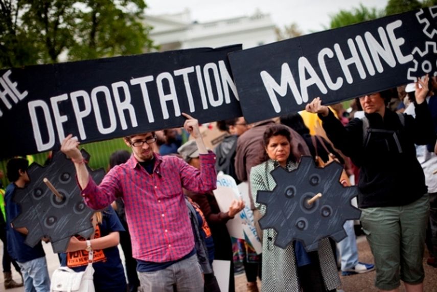 ACLU señala que Esas detenciones están siendo usadas para mantener a personas en la cárcel para que ICE pueda determinar quiénes son (Foto EFE)