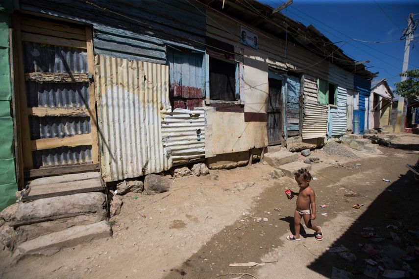 La pobreza afecta a 184 millones de latinoamericanos, según un informe de la CepalEl 10,2 % de latinoamericanos viviendo en pobreza extrema es el porcentaje más alto registrado desde 2008, advirtió el organismo de Naciones Unidas.&nbsp;