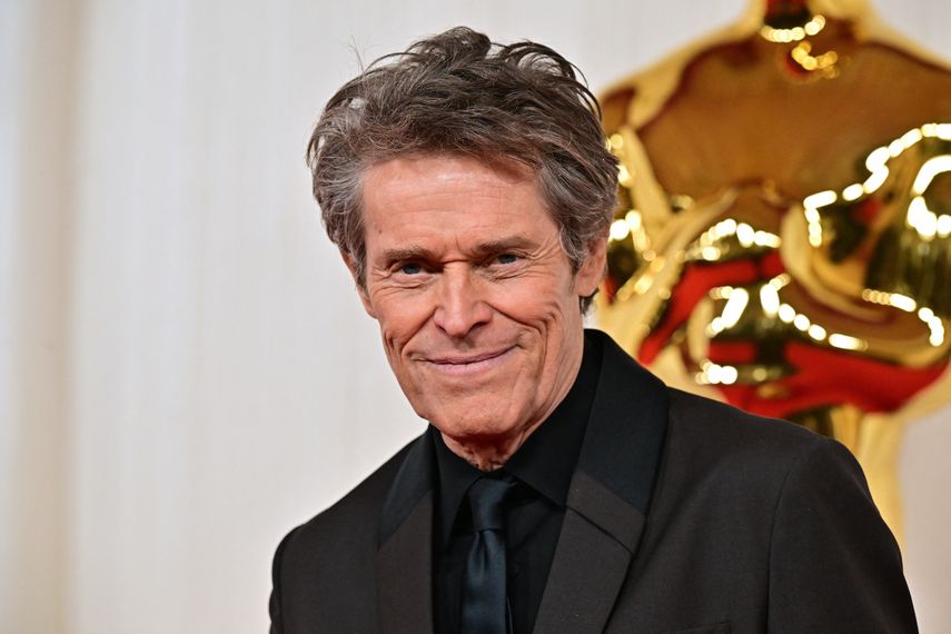 El actor estadounidense Willem Dafoe asiste a la 96ª edición anual de los Premios de la Academia en el Dolby Theatre de Hollywood, California, el 10 de marzo de 2024. &nbsp;