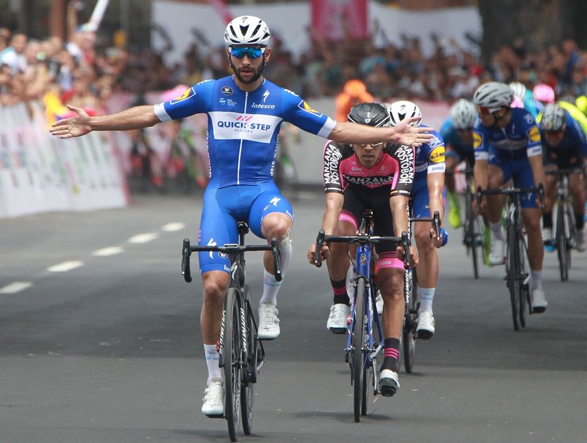 El ciclista colombiano Fernando Gaviria, del equipo Quick Step, celebra su victoria en la primera etapa de carrera&nbsp;Colombia&nbsp;Oro y Paz el martes 6 de febrero de 2018.&nbsp;