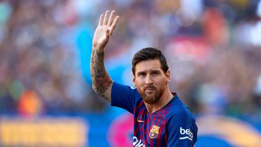El Barça viene de alcanzar el liderato en solitario en la Liga tras sumar su cuarta victoria consecutiva, tras el 1-2 en Anoeta, y beneficiarse del tropiezo del Real Madrid contra el Athletic Club (1-1).