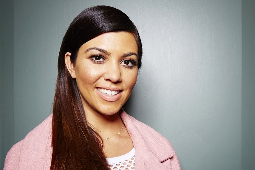 Kourtney Kardashian posa el lunes 24 de marzo del 2014, mientras promociona la nueva línea de ropa para niñas Kardashian Kids en Nueva York. (AP)