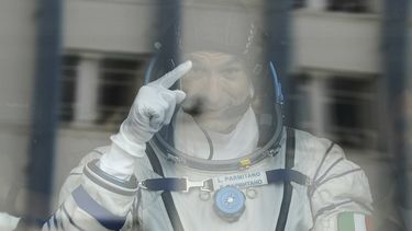 El astronauta italiano Luca Parmitano, antes del lanzamiento de la nave espacial Soyuz MS-13 en el cosmódromo de Baikonur, Kazajistán, sábado 20 de julio de 2019.