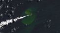 Nueva isla emerge de un volcán submarino en el Pacífico
