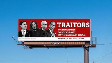 Valla publicitaria menciona a líderes políticos&nbsp;