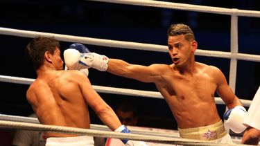&nbsp;Robeisy&nbsp;Ramírez (derecha) ganó medalla de oro en Londres 2012 y Río 2016