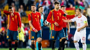 Los ibéricos no pudieron desarrollar su mejor fútbol ante una selección herlvética que supo plantarse en la cancha.