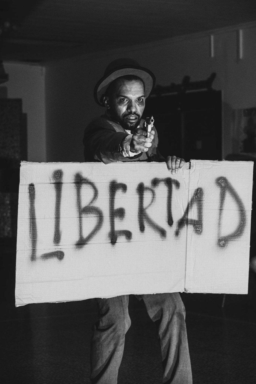 El actor Christian Jesús en la obra El matadero municipal, de Tennessee Williams, una puesta en escena de la compañía Perséfone Teatro.