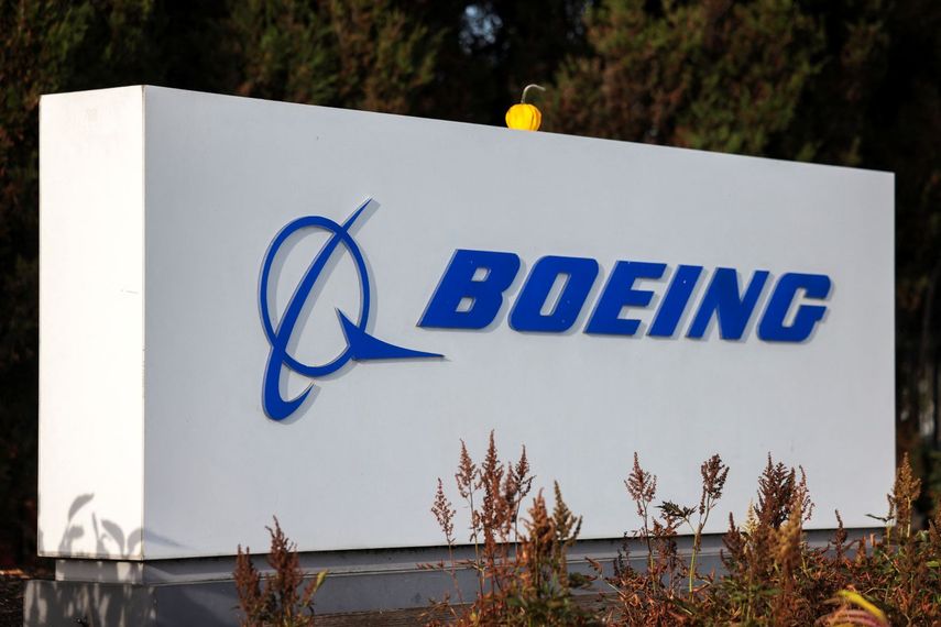 Logo del fabricante estadounidense aeronáutico Boeing.