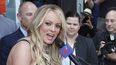 La actriz de cine porno Stormy Daniels habla en una comparecencia en la ciudad de West Hollywood el 23 de mayo de 2018, en California.