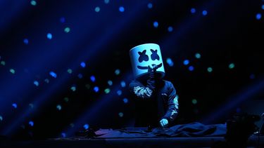 El dj Marshmello durante su presentación en la ceremonia inaugural de los Juegos Centroamericanos y del Caribe en San Salvador, El Salvador, el 23 de junio de 2023. Marshmello lanzó su álbum Sugar Papi el 3 de noviembre.