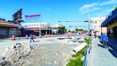 Esta importante arteria vehicular, que conecta el centro de Miami con el oeste de la ciudad, divide al condado Miami-Dade en norte y sur.