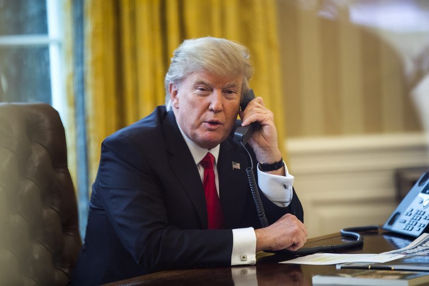 El presidente de los EEUU, Donald Trump, durante una conversación telefónica
