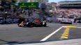El piloto de Red Bull, Max Verstappen, maniobra el auto en la sesión de calificación para el Gran Premio de Mónaco el sábado 27 de mayo del 2023.