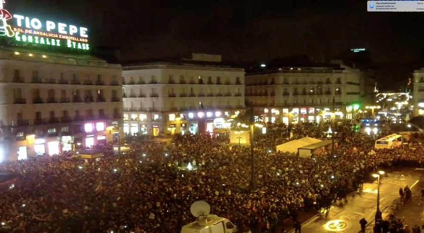 Imagen de la Puerta del Sol colmada en el encuentro que mantuvo Juan Guaid&oacute; con la di&aacute;spora venezolana.&nbsp;